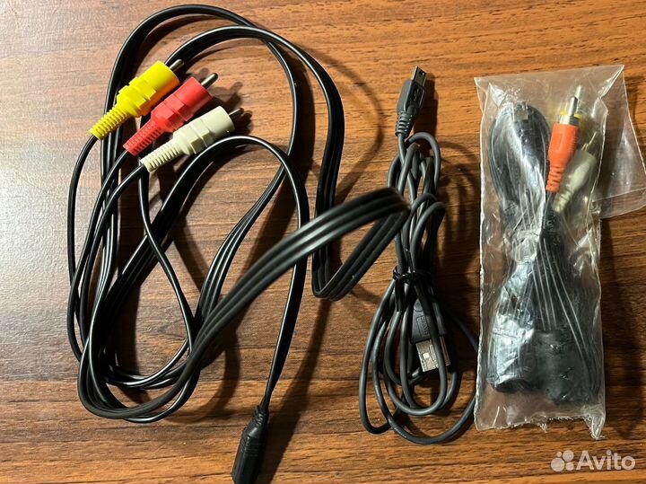 Видеокамера Sony DCR-HC36E