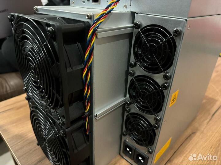 Асик Antminer S19XP 134th