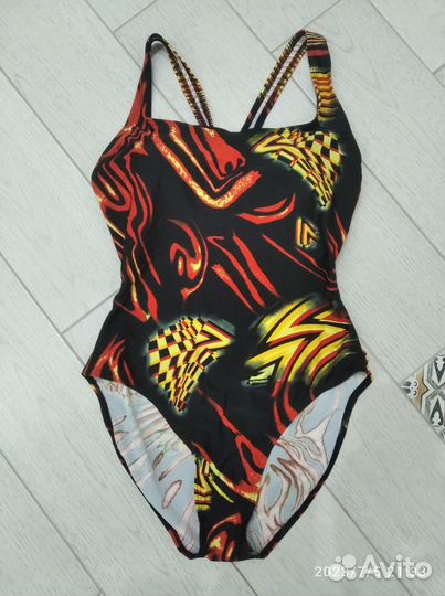 Купальник слитный 44-46