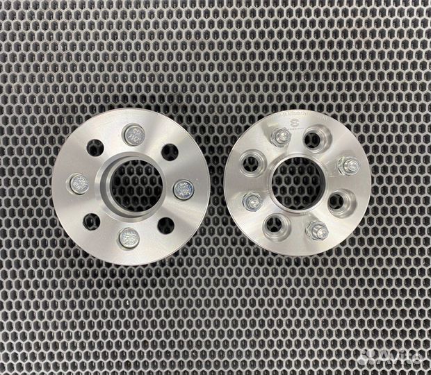 Проставки 4х98 30мм цо58.6. Полный комплект 4шт