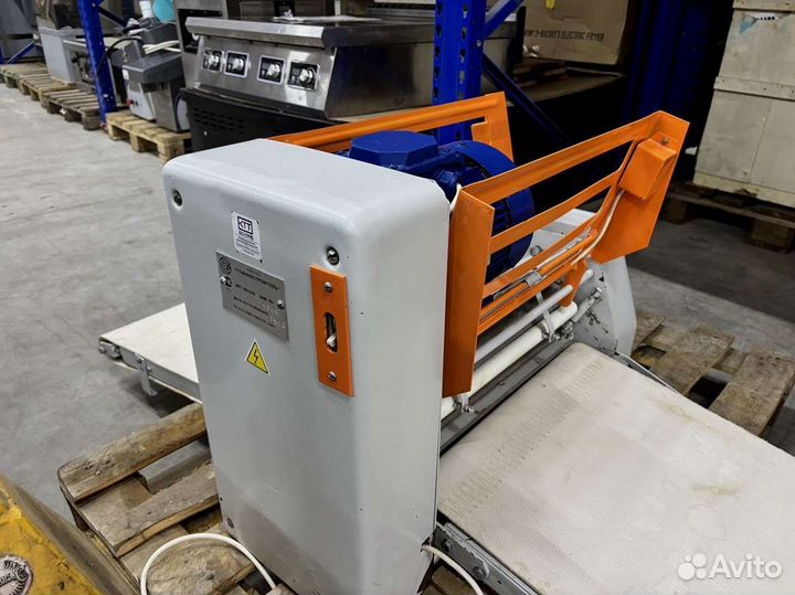 Тестораскаточная машина Станкостроитель крт-80/500