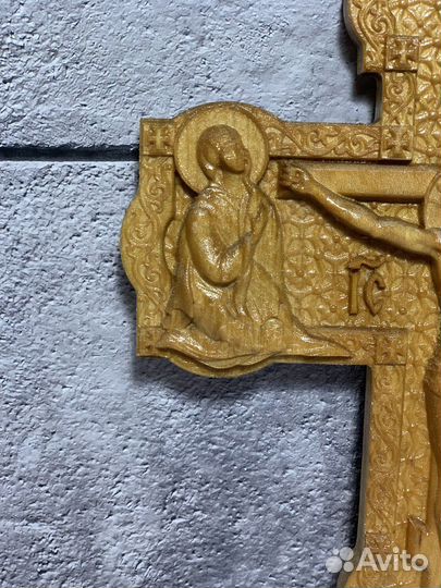 Крест распятие из дерева