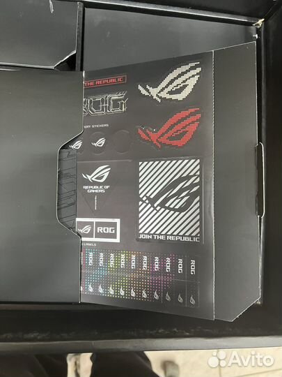 Материнская плата asus ROG crosshair viii extreme