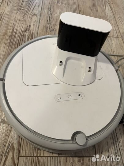 Робот пылесос