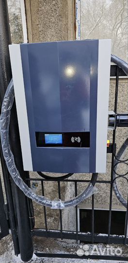 Быстрая зарядная станция