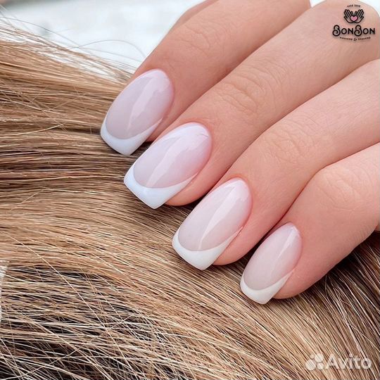 Покрытие ногтей на руках гель-лаком