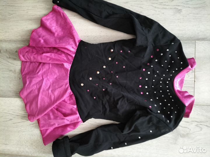 Отдам пакет вещей для фигурного катания