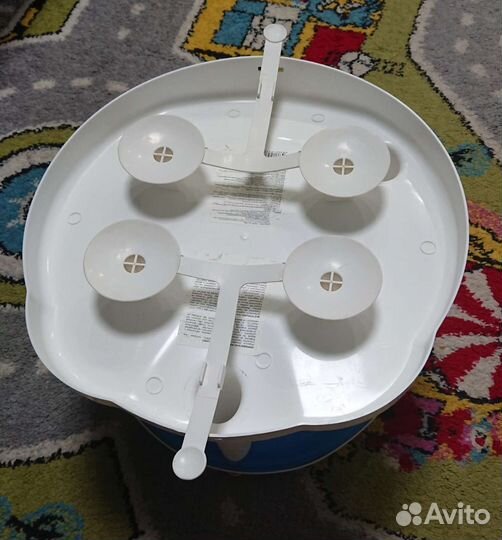 Набор из стульчика и круга для купания