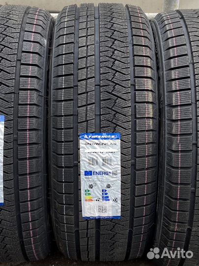 Triangle PL02 255/55 R20 110R