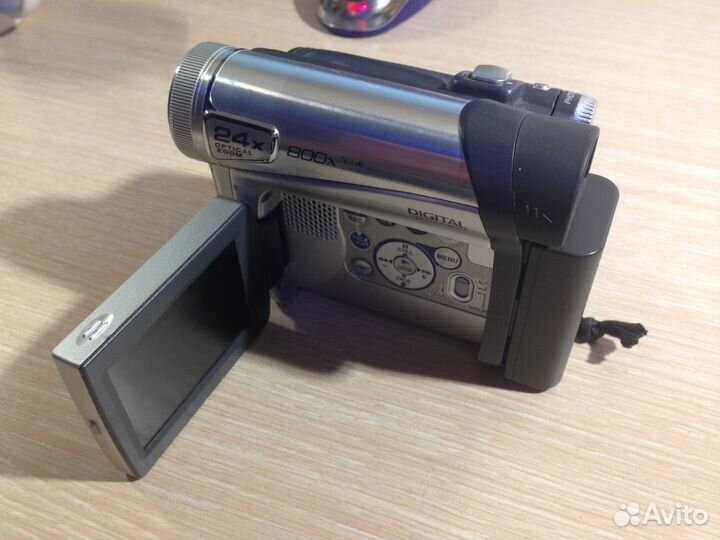 Видеокамера Panasonic NV-GS11
