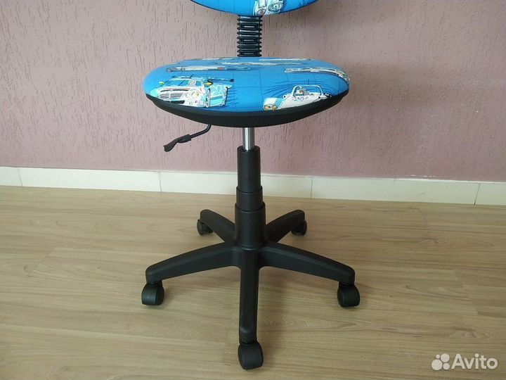 Компьютерное кресло Логика с бесплатной доставкой