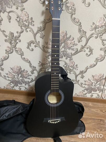Акустическая гитара