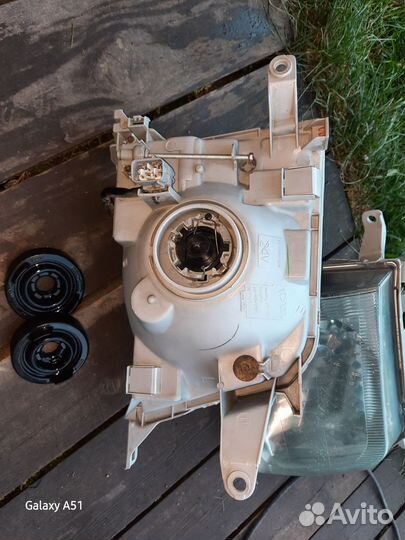 Фары Toyota LC prado 90