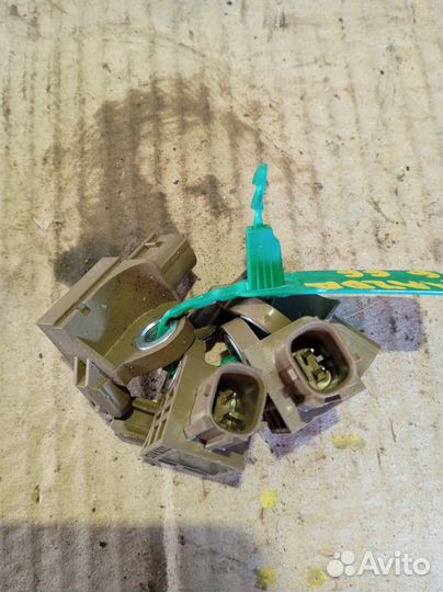 Датчик AIR BAG Mazda 6GG 1.8