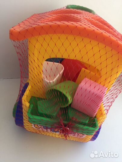 Игрушка поезд-сортер