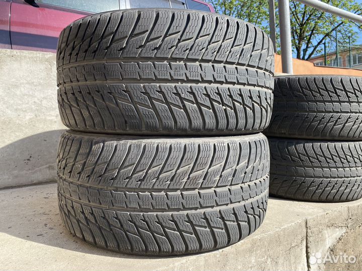 Nokian Tyres WR SUV 3 265/45 R20 и 295/40 R20