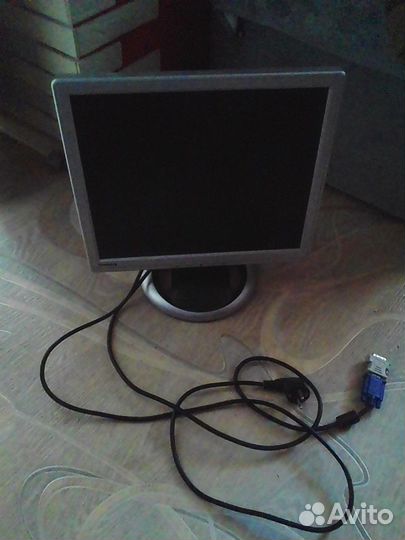 Монитор Elenberg