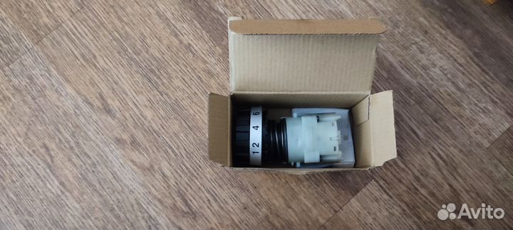 Макита фонарь, зарядник, редуктор, шу-верт, ориг