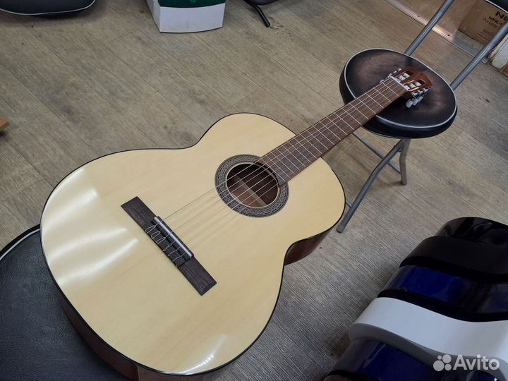 Гитара классическая Cort Индонезия