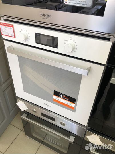 Духовой шкаф Hotpoint-ariston