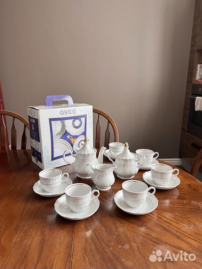 Сервиз чайный фарфоровый новый