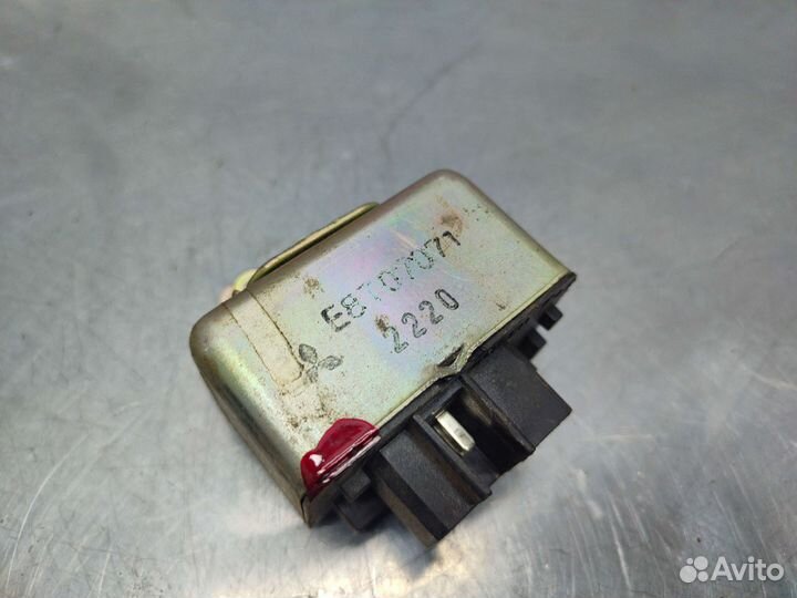Реле бензонасоса Mitsubishi Eclipse 1G 1992 г.в