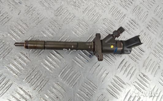 Форсунка дизельная peugeot 307 (UBE18AL01)