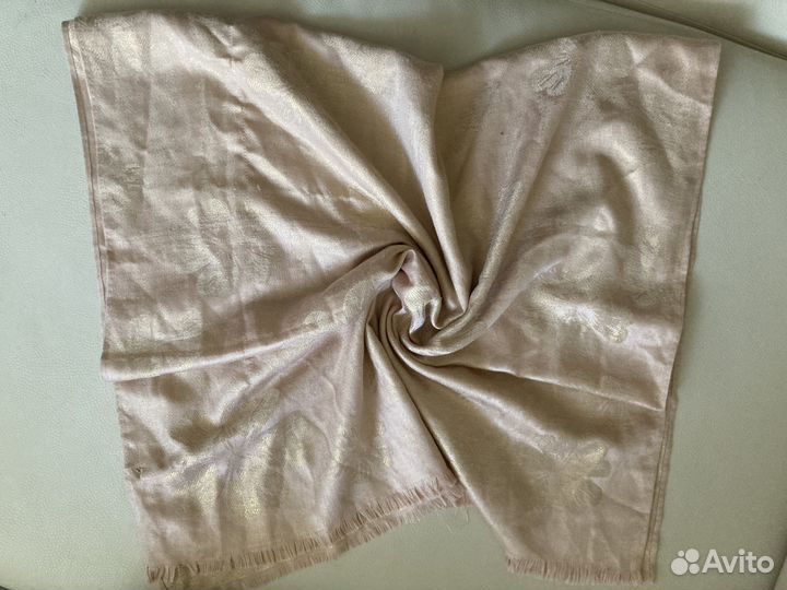 Шарфы женские