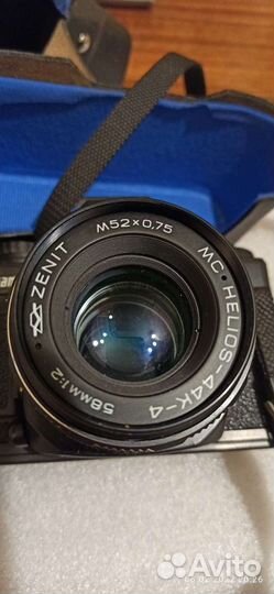 Пленочный фотоаппарат зенит