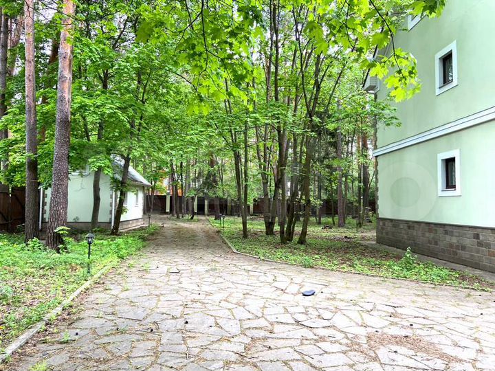 Дом 320 м² на участке 34,7 сот.