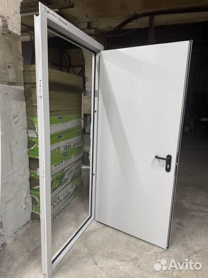 Двери противопожарные / технические новые