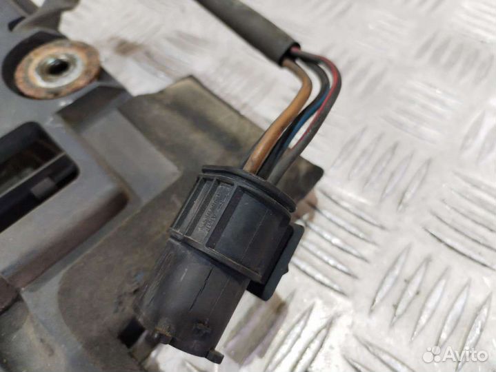 Вентилятор радиатора BMW 5 E39 8380669, 6908031