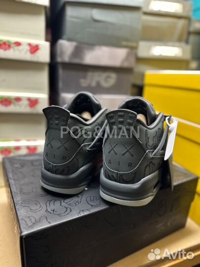 Кроссовки Nike Air Jordan 4 retro x Kaws