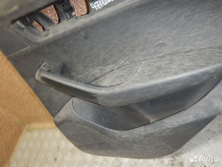 Обшивка двери задней правой, Audi (Ауди) -Q5 (8R)