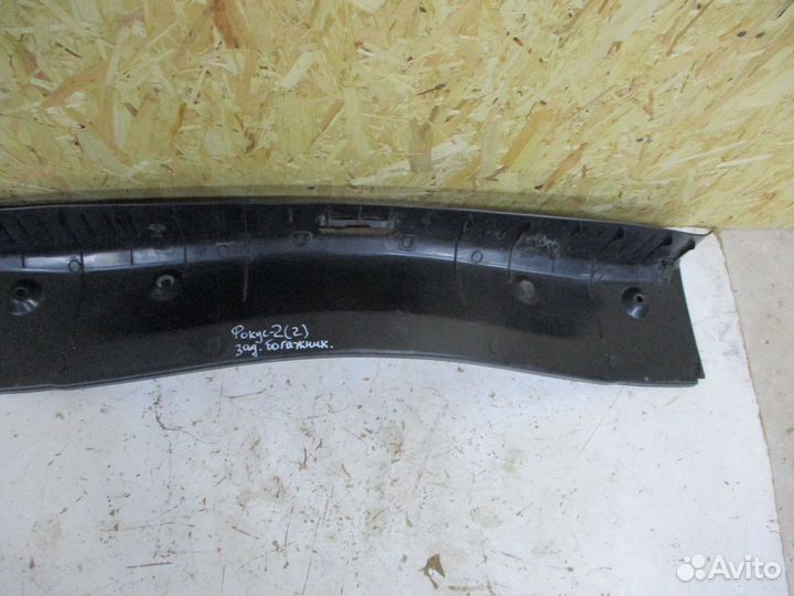 Обшивка багажника Форд Фокус 2 хэтчбек,рестайлинг