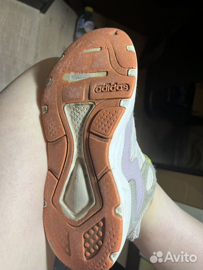 Кроссовки adidas