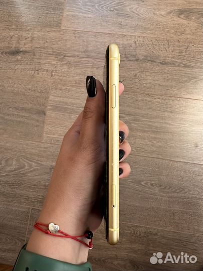 Мобильные телефоны