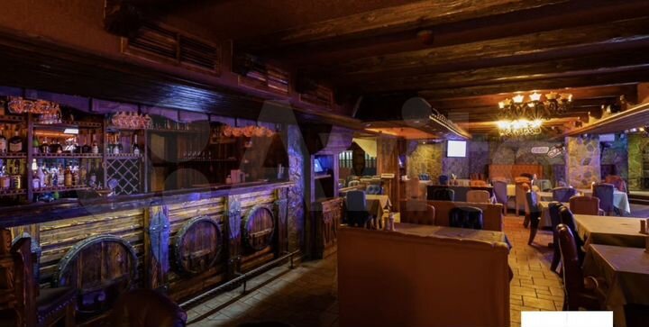 Ресторан, свободного назначения 1235.9 м²