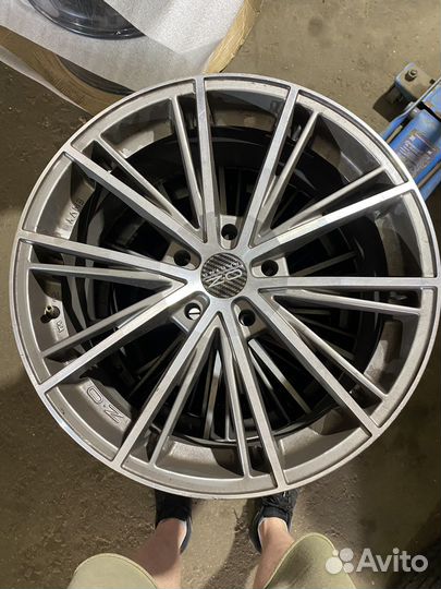 Диски oz envy R18 (итальянские оригинальные)