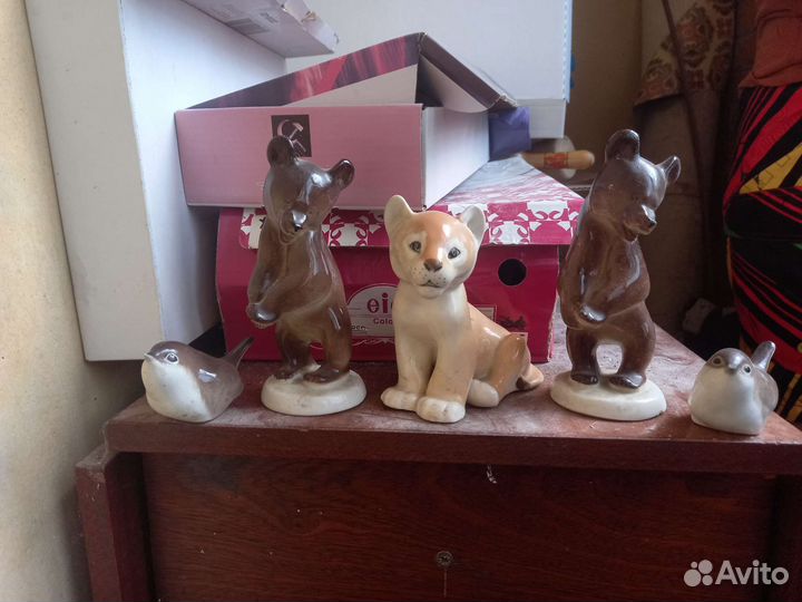 Фарфоровые статуэтки