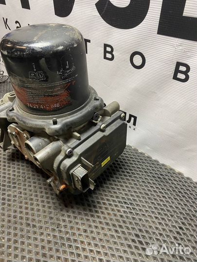 Блок воздуха апм Renault T 7421412846