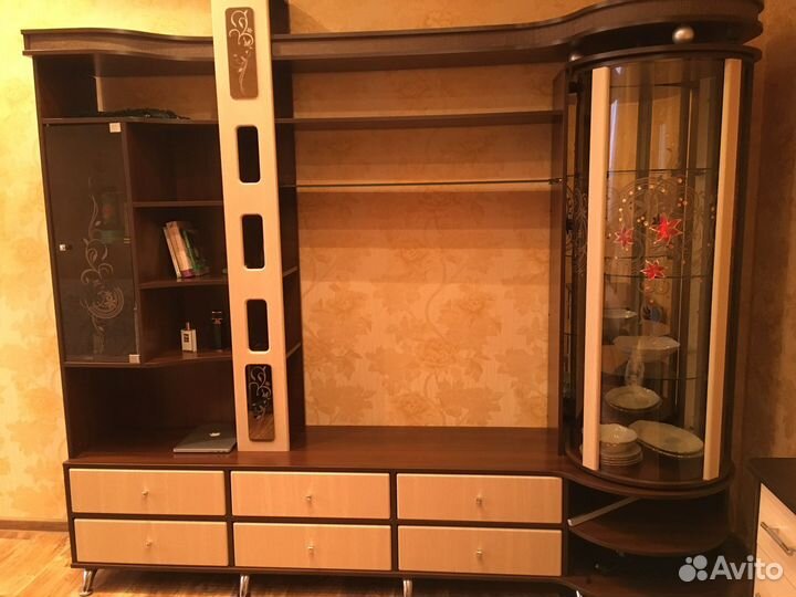 Шкаф стенка