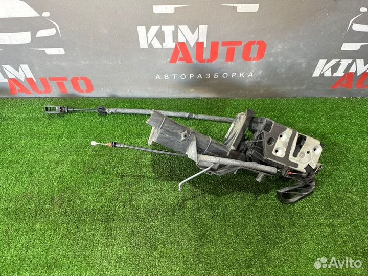 Замок двери передний левый Ford Focus 3 седан 2.0L