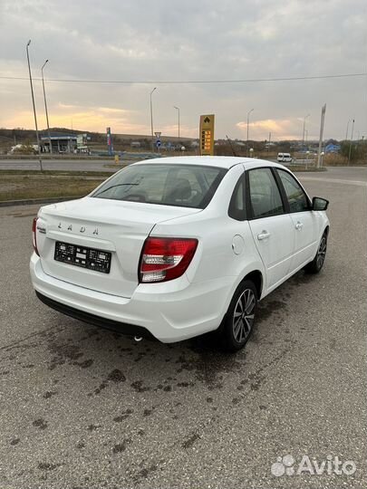 LADA Granta 1.6 МТ, 2023, 13 км