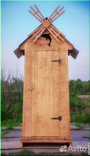 Уличный туалет деревянный WAT889