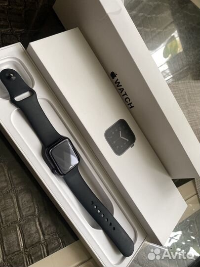 Часы Apple watch se 40 mm