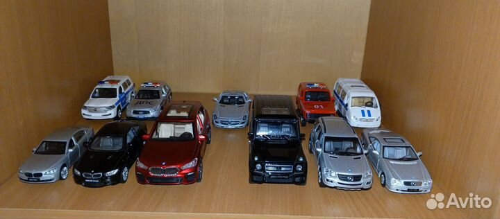 Коллекция масштабных моделек авто