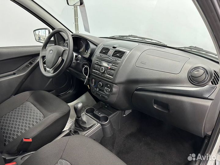 LADA Granta 1.6 МТ, 2023