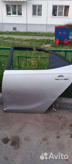 Продам двери левые тайота аллион 240 кузов