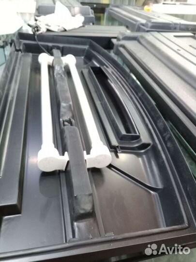 Новый 200 с выгнутым стеклом и с тумбой